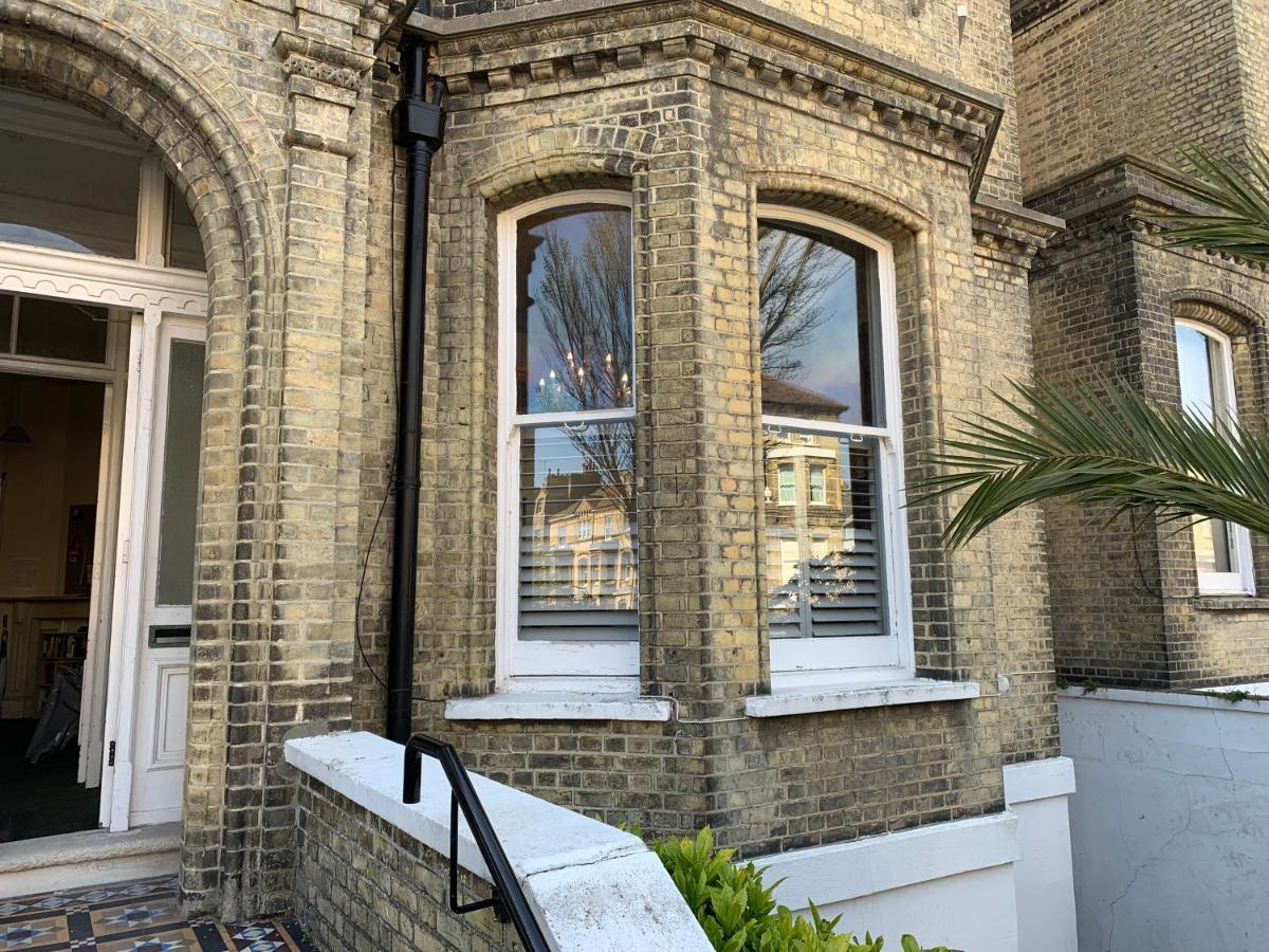 Vibrant Bohemian Seafront Flat Brighton Exterior foto